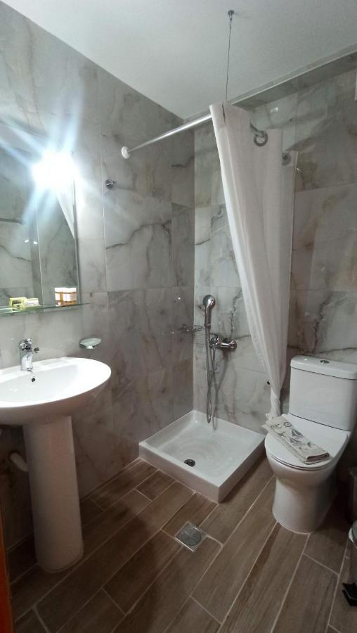 Sifis Bed & Breakfast Loutrón Ngoại thất bức ảnh